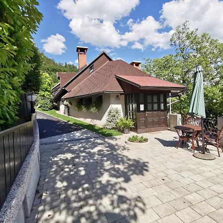 Apartmaji Mak Jesenice Exteriér fotografie