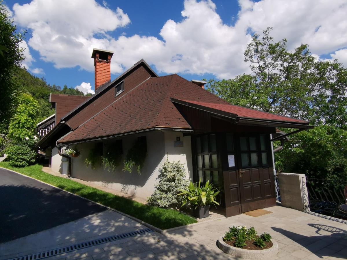 Apartmaji Mak Jesenice Exteriér fotografie